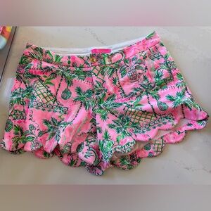 Lilly Pulitzer Pink Tropical Scallop-Hem Jean Shorts